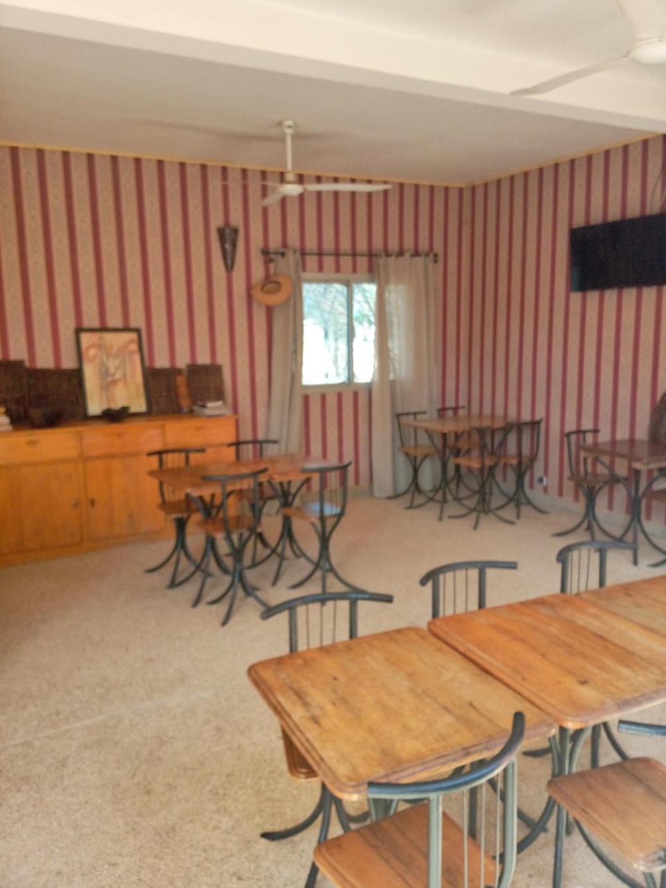 Hôtel Joal Lodge Buitenkant foto